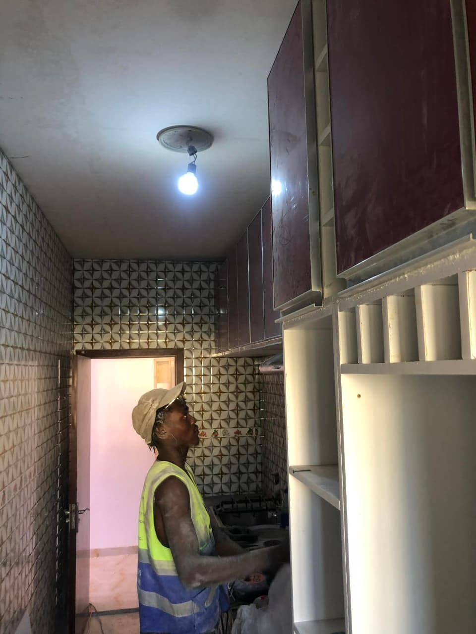 Trabalho JF Comércio - Móveis / Acabamento